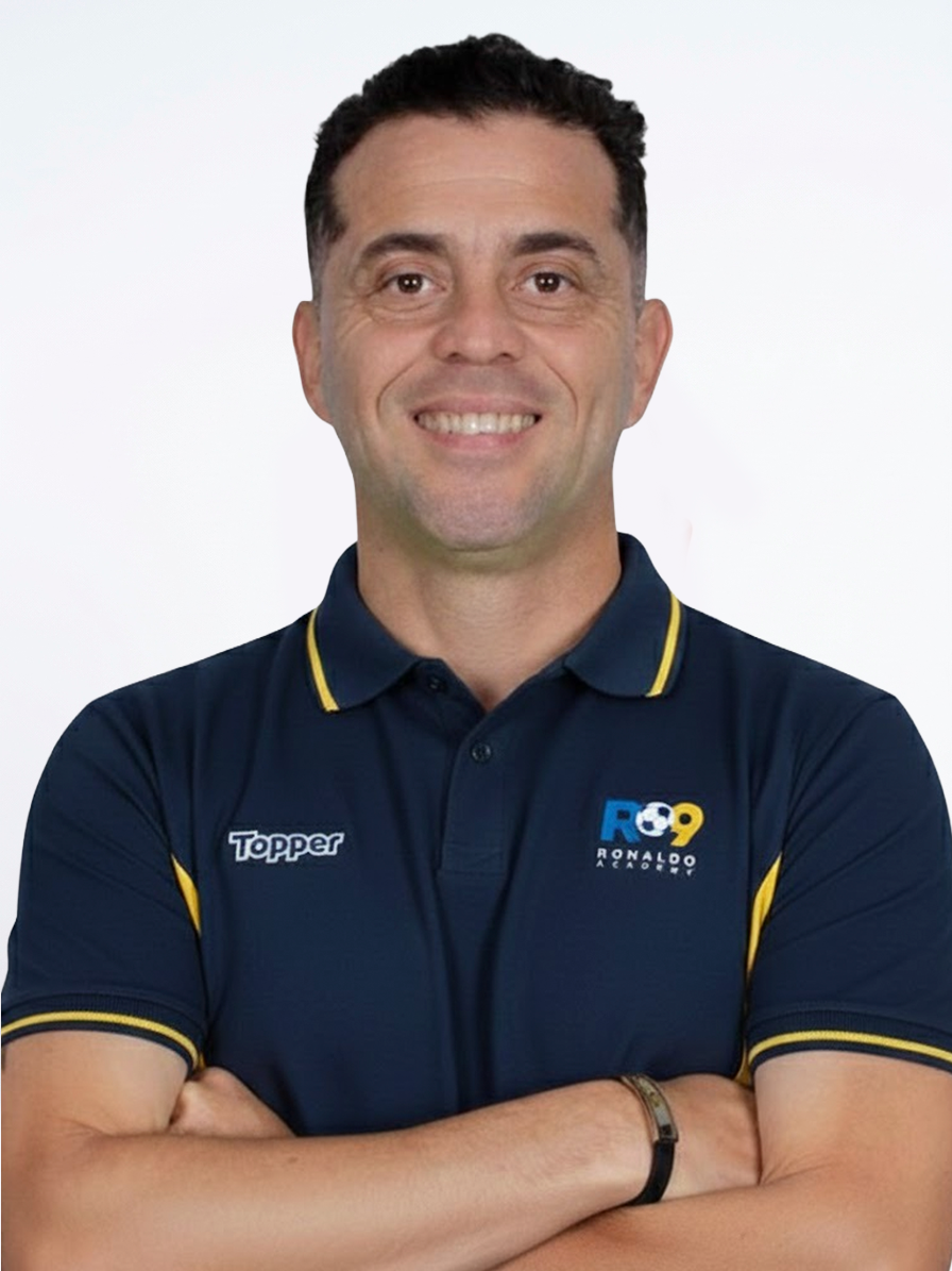 Head Coach Eliandro